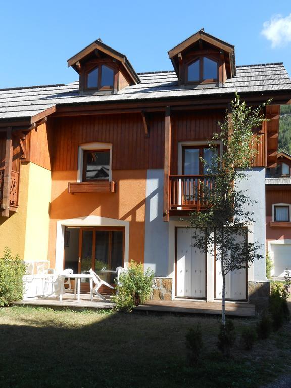 Les Chalets Du Jardin Alpin La Salle-les-Alpes Exteriör bild