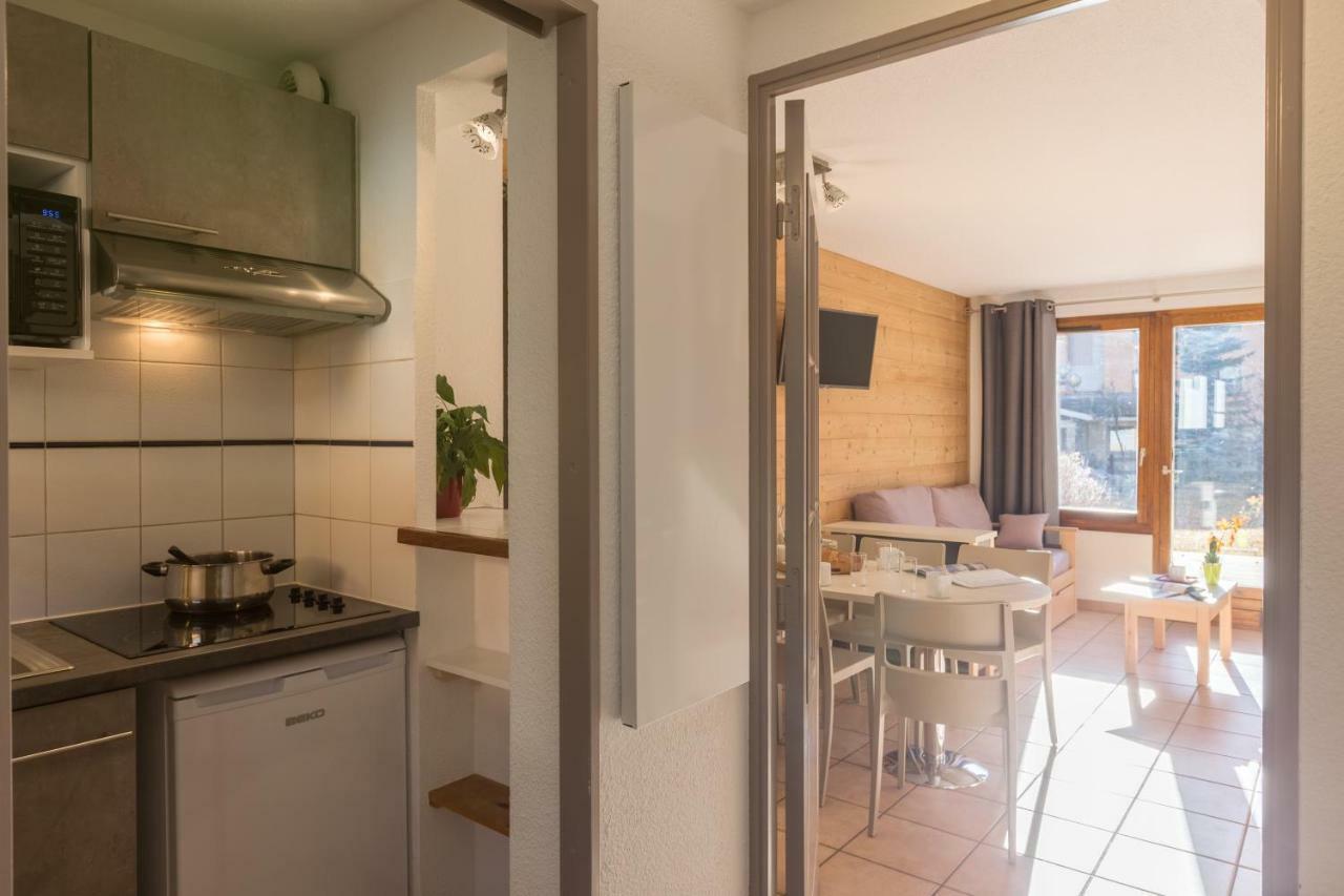 Les Chalets Du Jardin Alpin La Salle-les-Alpes Exteriör bild