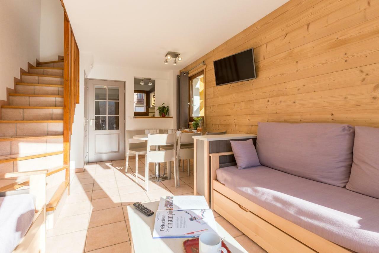 Les Chalets Du Jardin Alpin La Salle-les-Alpes Exteriör bild