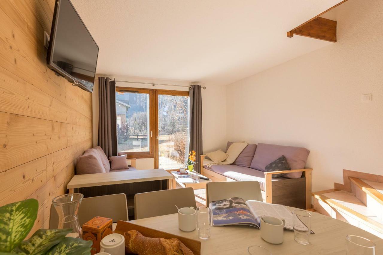 Les Chalets Du Jardin Alpin La Salle-les-Alpes Exteriör bild