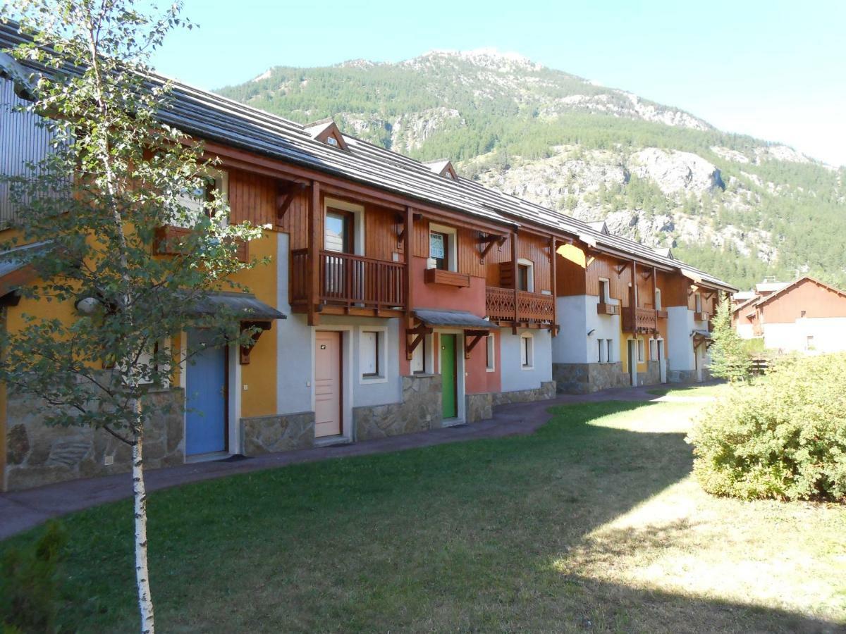 Les Chalets Du Jardin Alpin La Salle-les-Alpes Exteriör bild
